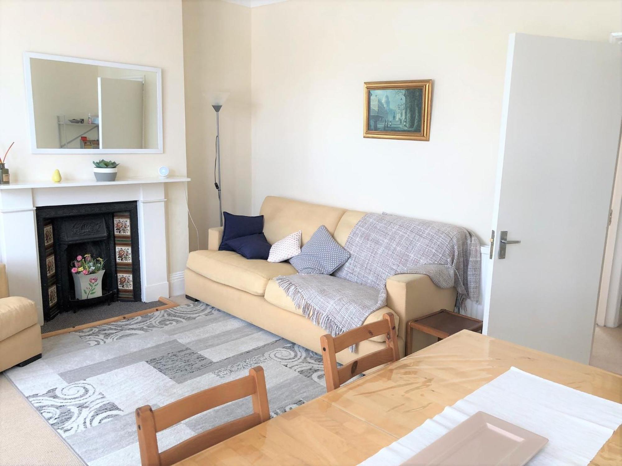 Spacious West London 2 Bedroom Apartment المظهر الخارجي الصورة