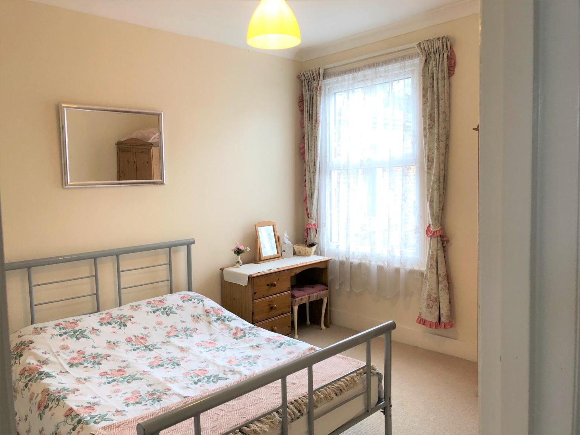 Spacious West London 2 Bedroom Apartment المظهر الخارجي الصورة