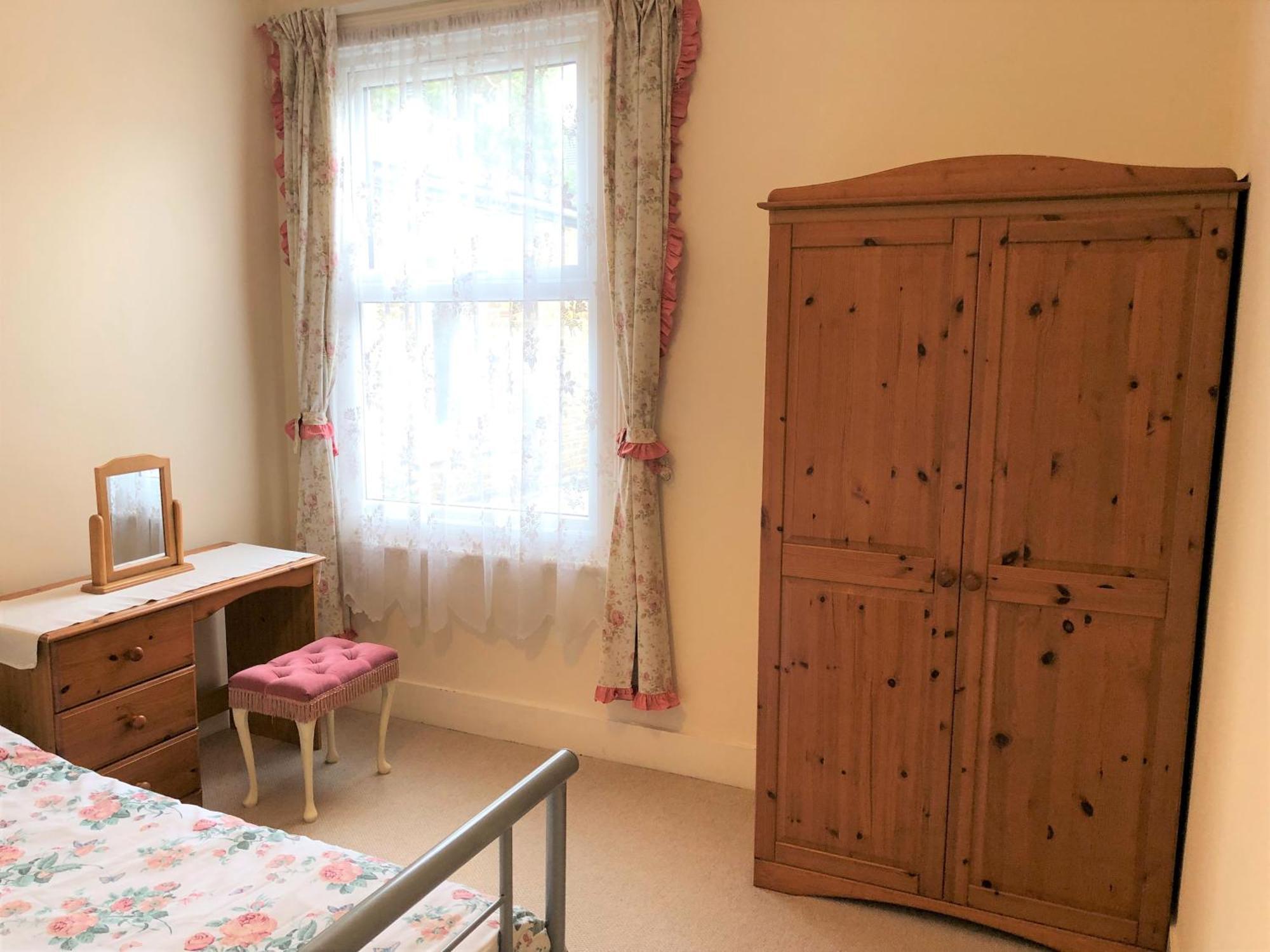 Spacious West London 2 Bedroom Apartment المظهر الخارجي الصورة