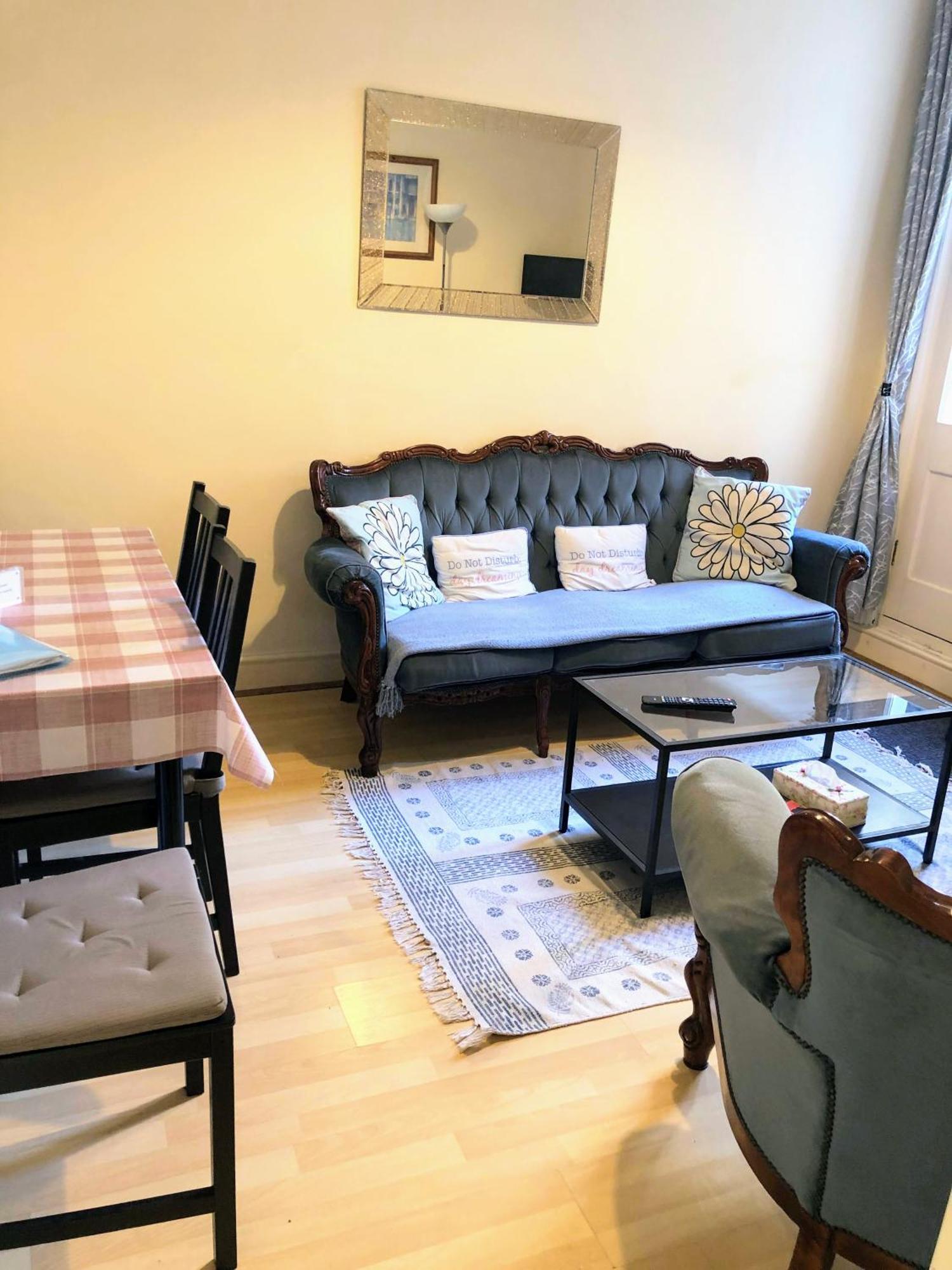 Spacious West London 2 Bedroom Apartment المظهر الخارجي الصورة